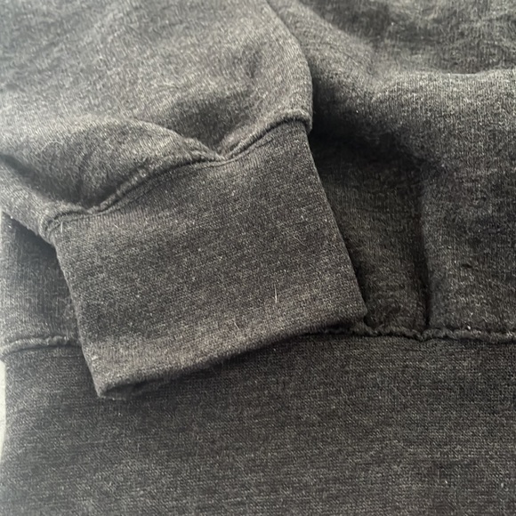 New York embroidered sweatshirt - Picture 4 of 5